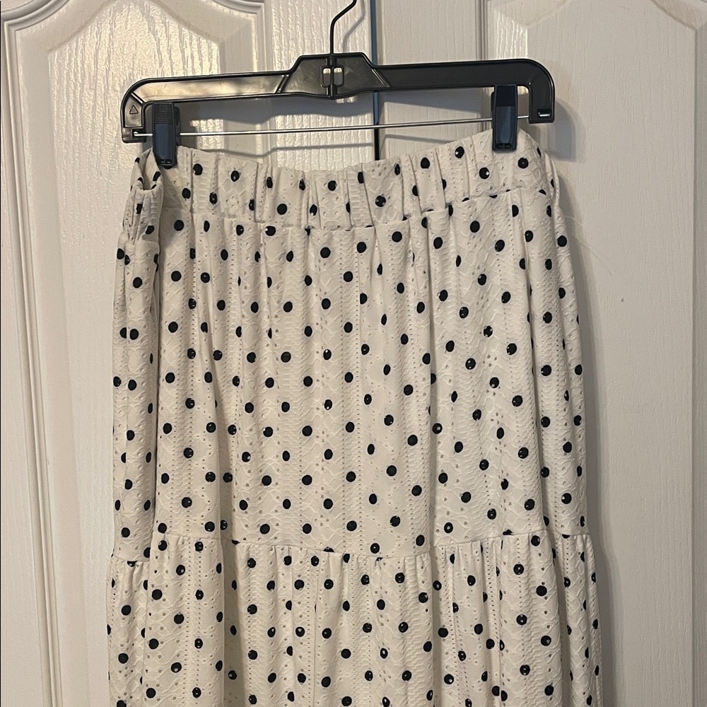 LuLaRoe Poppy black and white polka dot skirt